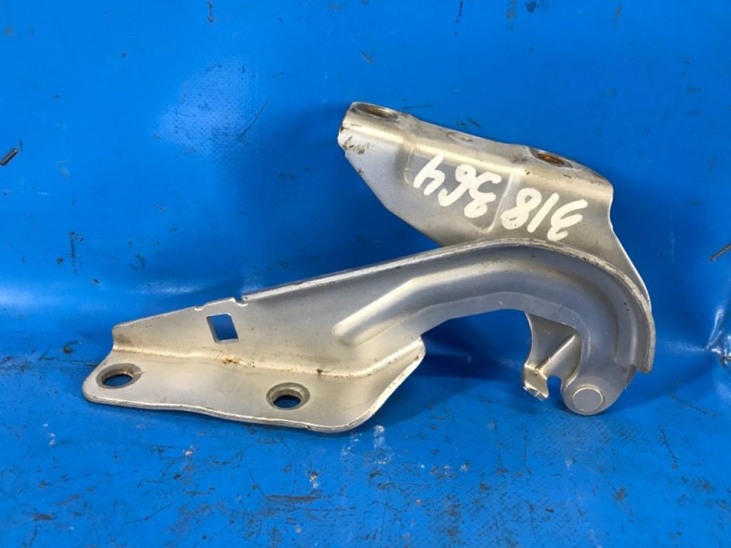 MN175241 | Петля капоту лів. MITSUBISHI OUTLANDER XL 05-13