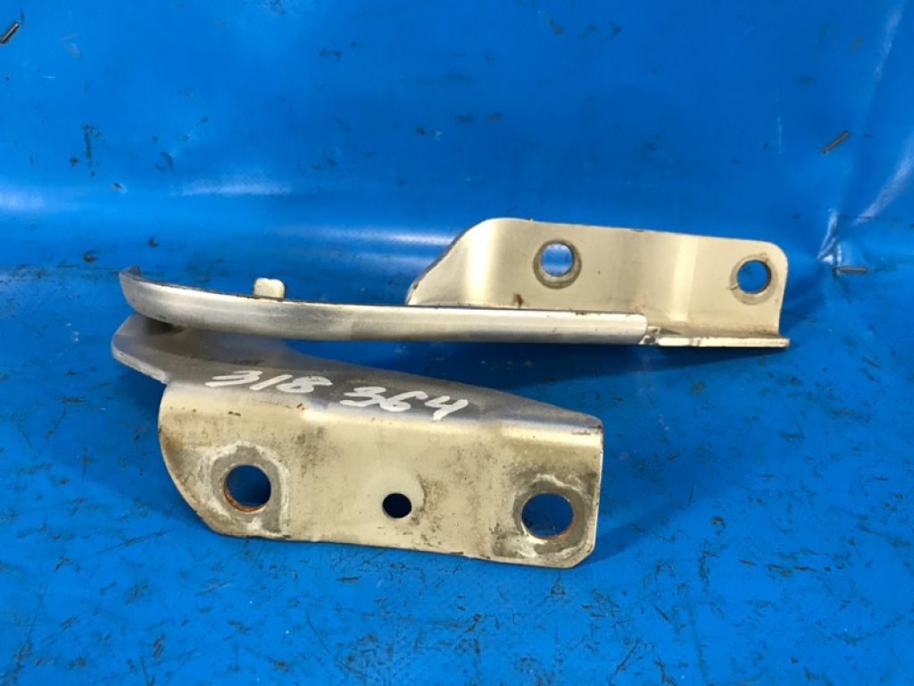 MN175241 | Петля капоту лів. MITSUBISHI OUTLANDER XL 05-13 - Фото 3