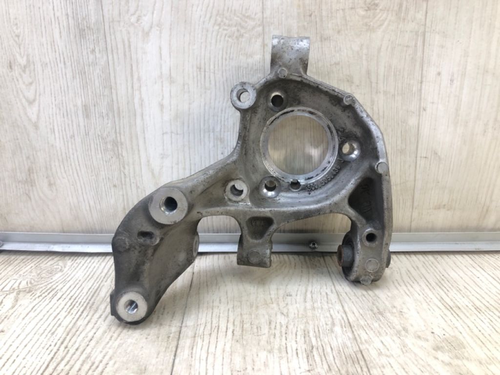 5Q0505436J | Цапфа задн. прав. AUDI A3 (8V) 12–17