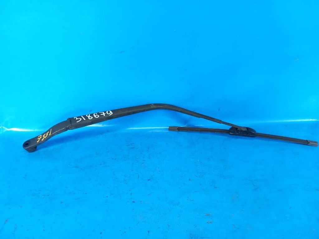 BBM5-67-321 | Повідець склоочисника передній прав. MAZDA 3 BL 09-13