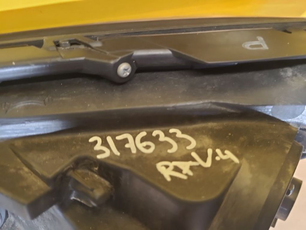 8114542680 | Фара прав. TOYOTA RAV4 13-19 - Фото 2