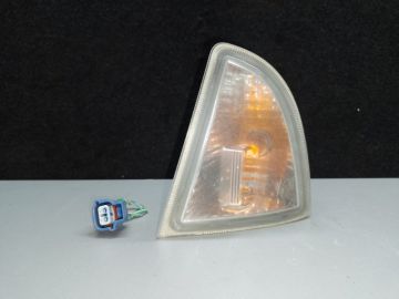 Покажчик повороту передн. лів. TOYOTA PRIUS C/AQUA 11-14