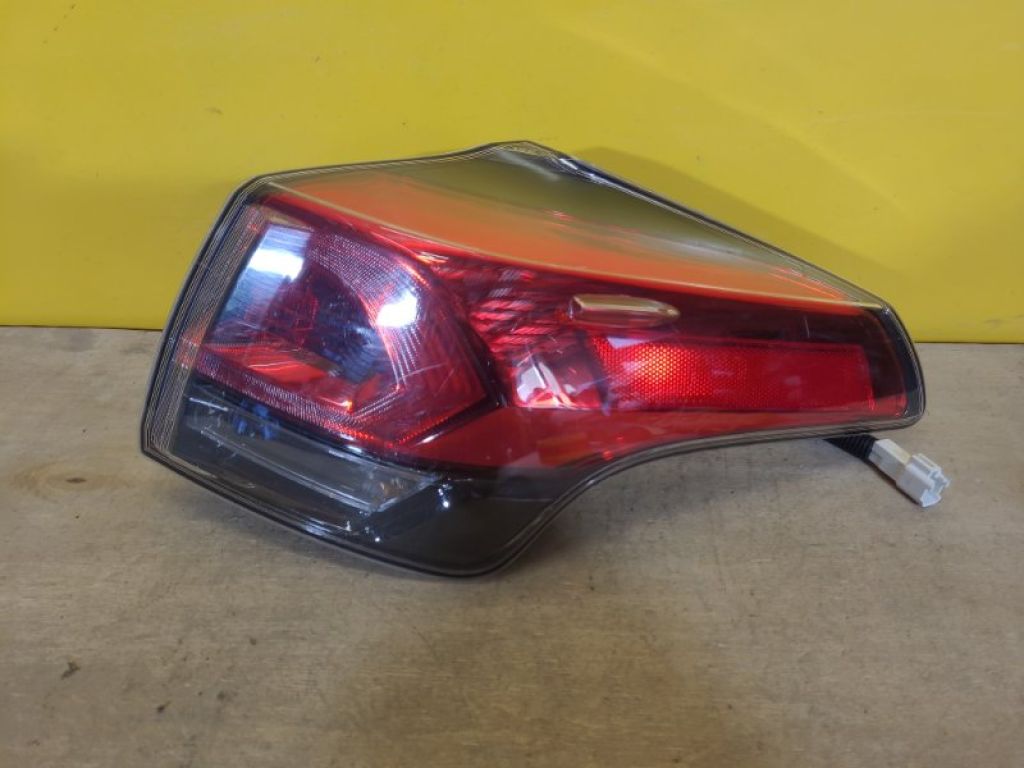 8155042201 | Ліхтар зовнішній прав. TOYOTA RAV4 13-19