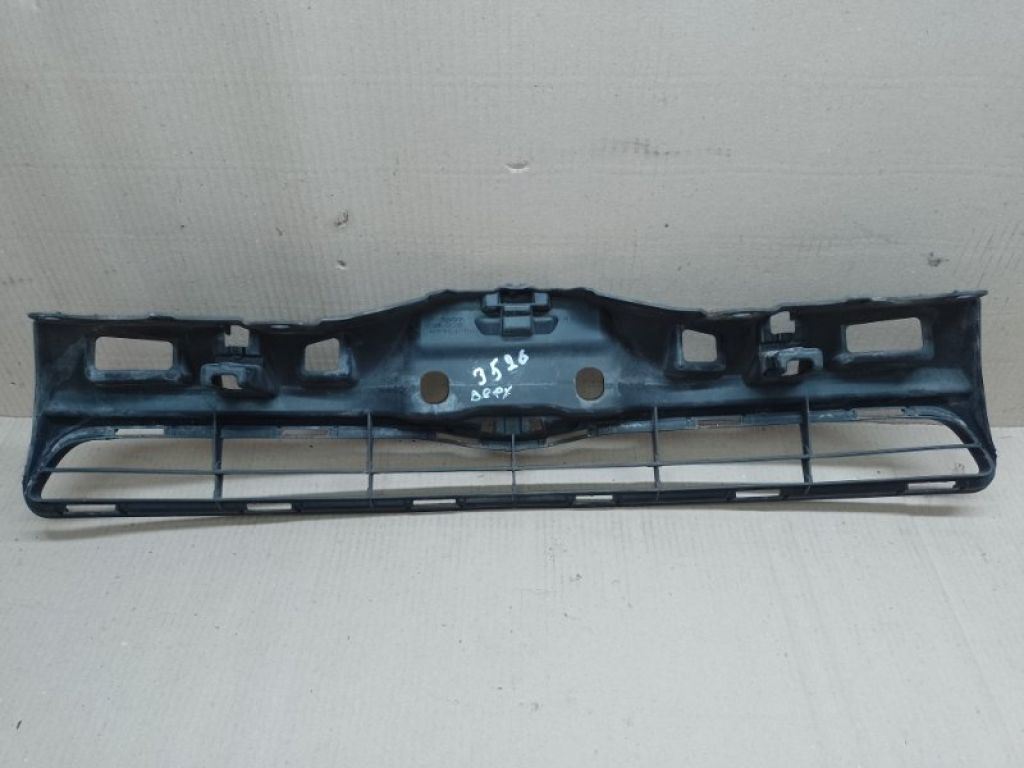 53111-52570 | Решітка радіатора TOYOTA PRIUS C/AQUA 11-14 - Фото 2