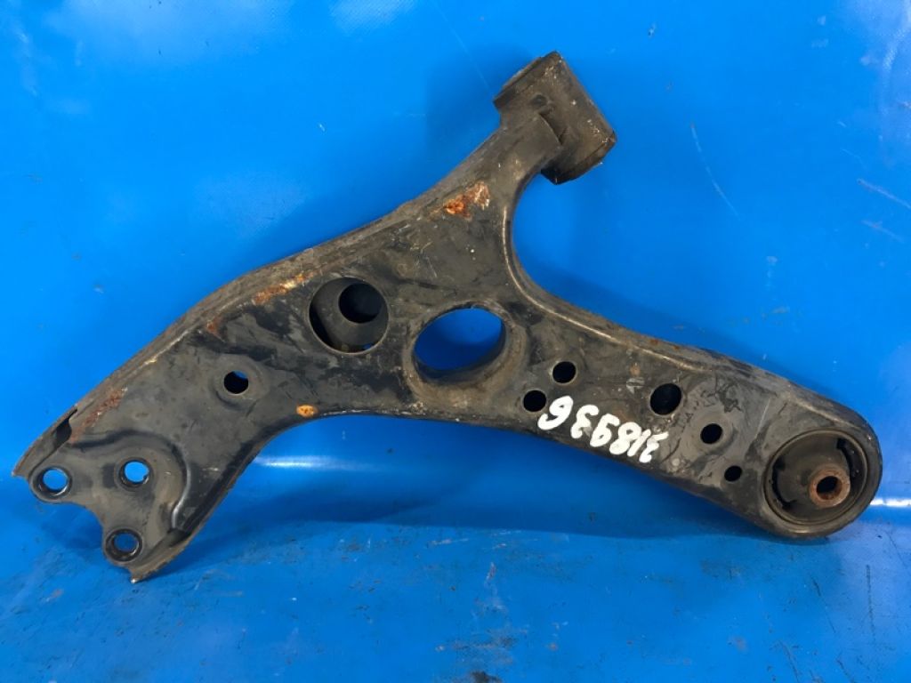 4806847050 | Рычаг передней подвески нижний прав. TOYOTA PRIUS - 30 09-17