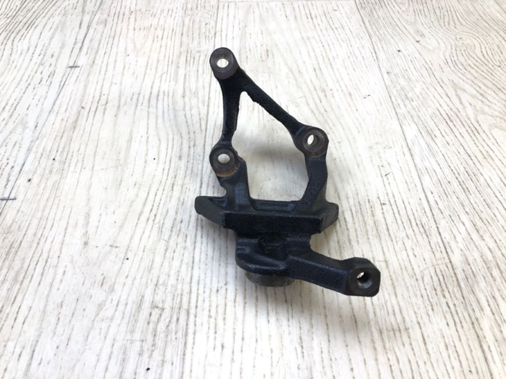 13584-62050 | Кронштейн натяжного ролика TOYOTA LAND CRUISER 90 96-03 - Фото 3