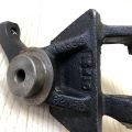 13584-62050 | Кронштейн натяжного ролика TOYOTA LAND CRUISER 90 96-03 - Прев'ю 6