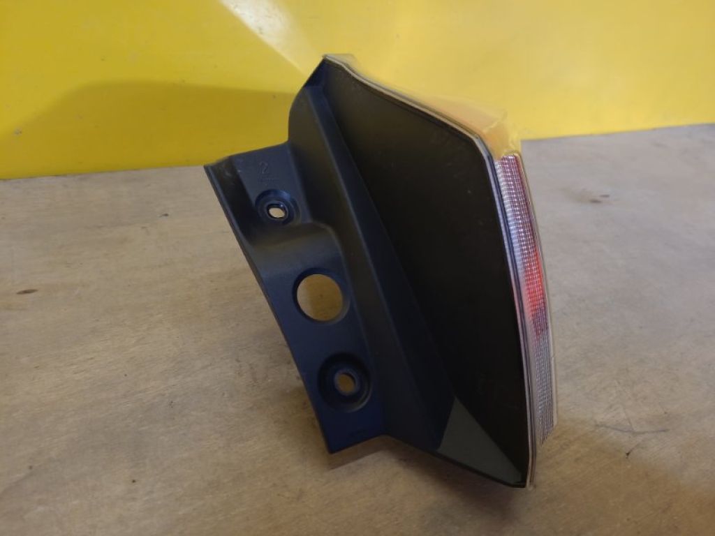 8155042200 | Ліхтар зовнішній прав. TOYOTA RAV4 13-19 - Фото 6