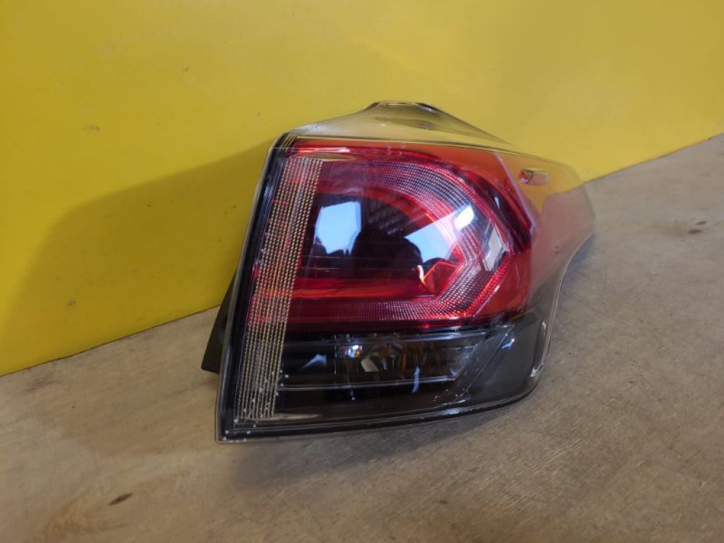 8155042200 | Ліхтар зовнішній прав. TOYOTA RAV4 13-19 - Фото 3