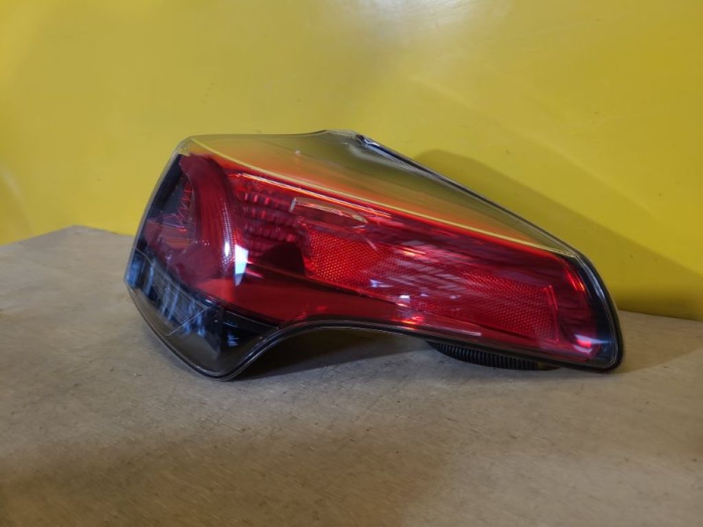 8155042200 | Ліхтар зовнішній прав. TOYOTA RAV4 13-19 - Фото 4