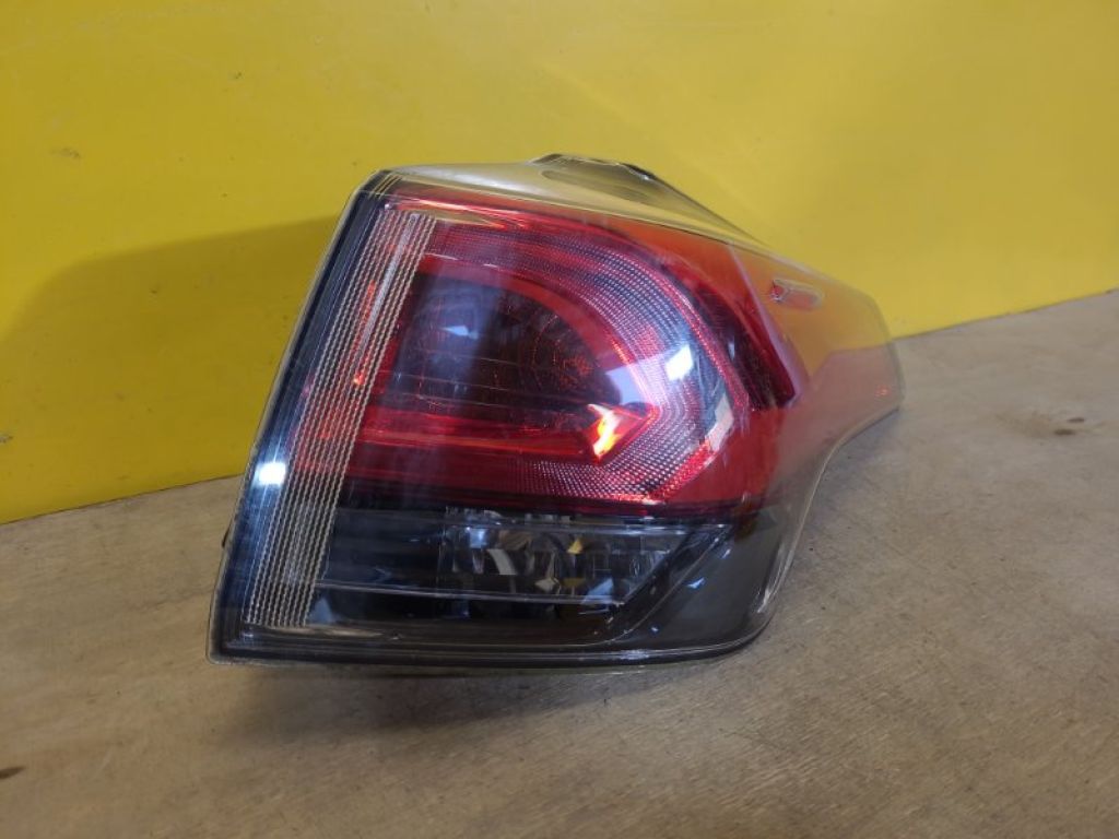 8155042200 | Ліхтар зовнішній прав. TOYOTA RAV4 13-19 - Фото 3