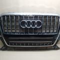 8R0 853 651 AF T94 | Решітка радіатора AUDI Q5 08-16