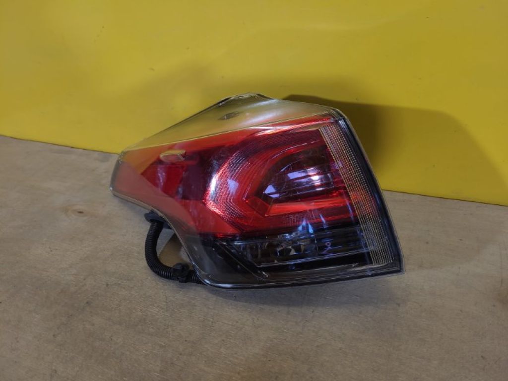 8156042201 | Фонарь наружный лев. TOYOTA RAV4 13-19 - Фото 3
