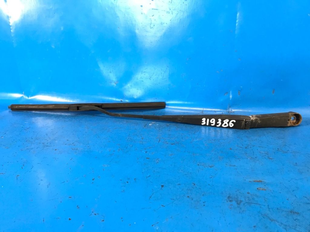 28886EA000 | Поводок стеклоочистителя передний прав. NISSAN PATHFINDER R51 04-14