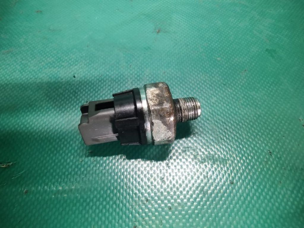 37241-RNA-A01 | Датчик давления масла ДВС ACURA RDX 06-12