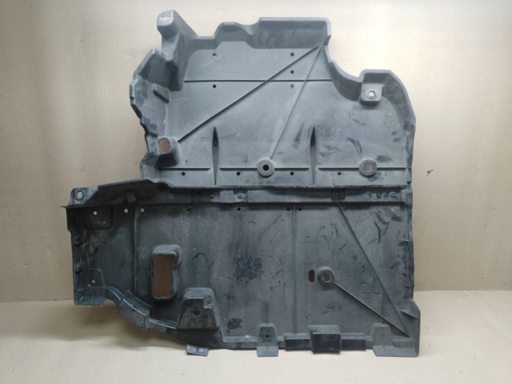 58308-47011 | Захист дну задн. TOYOTA PRIUS - 30 09-17 - Фото 2