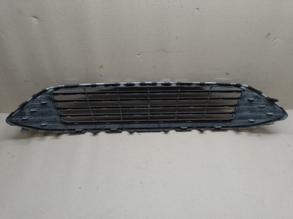 FM5Z-8200-AA | Решетка радиатора FORD FOCUS 10-18 - Фото 2