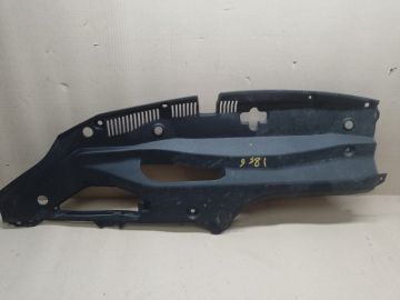 накладка замка капота лів. LEXUS RX350/450 09-15