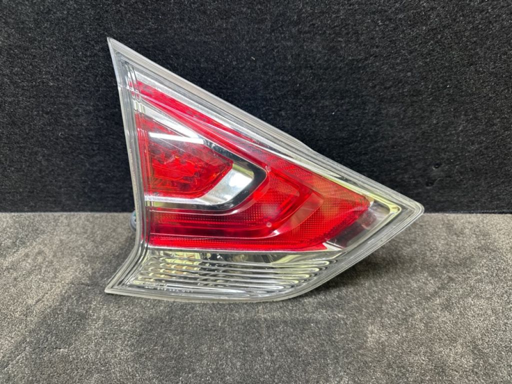 26555-5HA1A | Ліхтар внутрішній лів. NISSAN X-TRAIL/ROGUE T32 13-20 - Фото 2