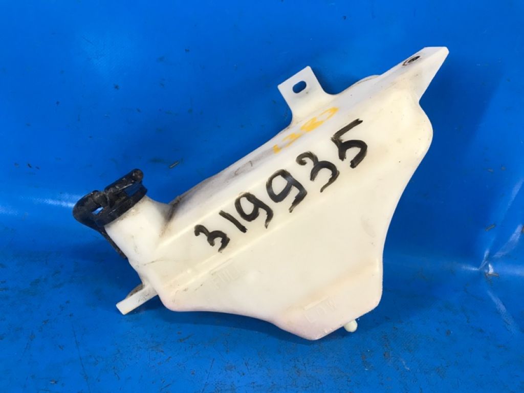 1647031080 | Бачок розширювальний LEXUS IS250/350 05-13