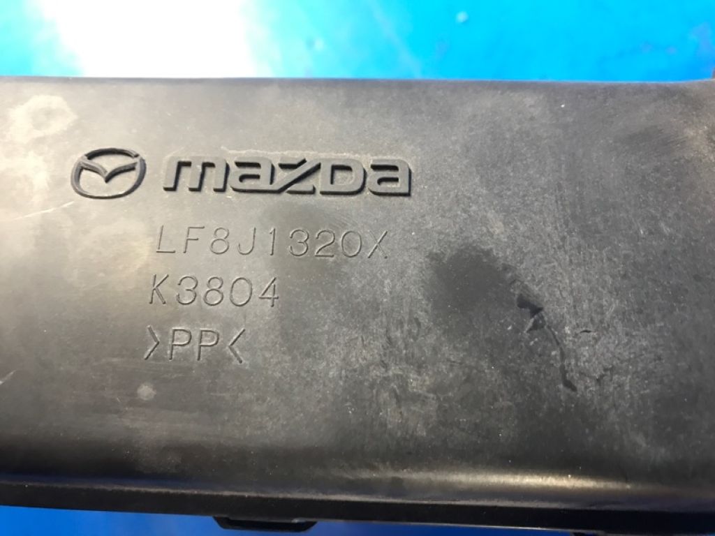 LF8J1320X | патрубок повітряного фільтра MAZDA 3 BL 09-13 - Фото 8