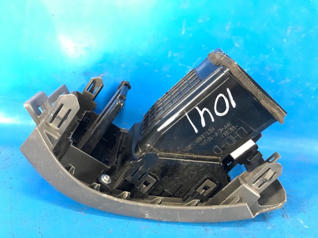 55686-47060 | Дефлектор воздушный лев. TOYOTA PRIUS - 30 09-17 - Фото 4