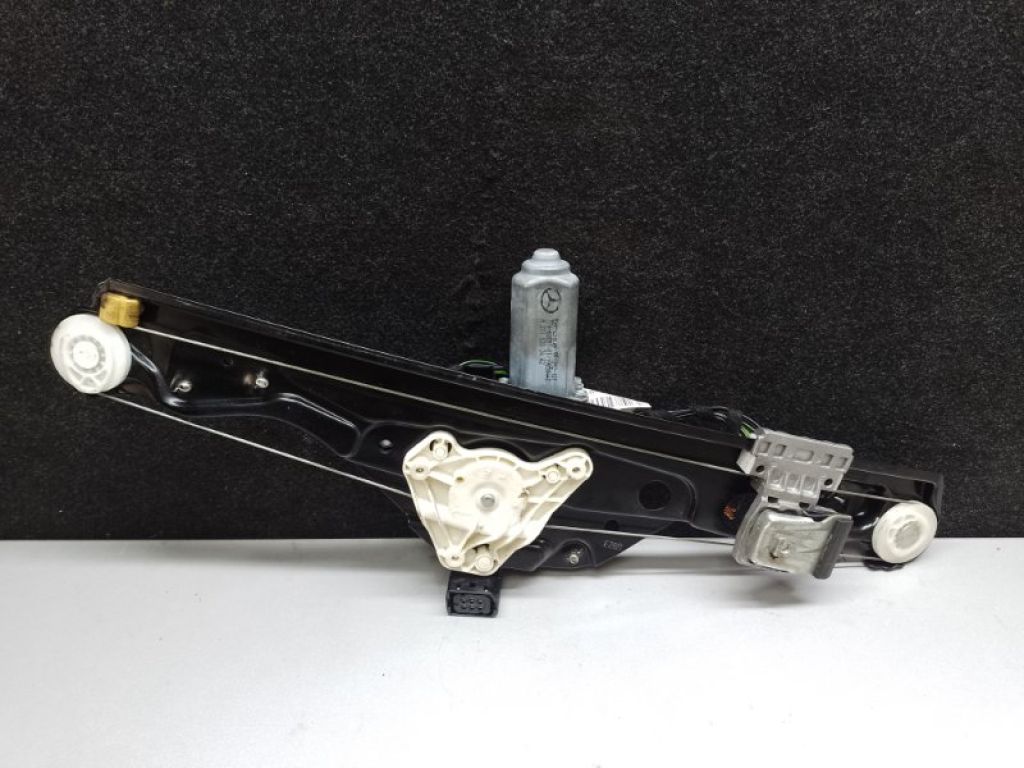 A 211 730 04 46 | Стеклоподъемник задн. прав. MERCEDES E-CLASS W211 02-09