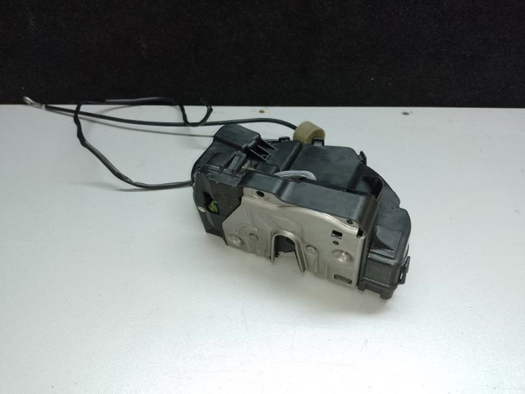 A 211 730 07 35 | Замок двері задн. лів. MERCEDES E-CLASS W211 02-09