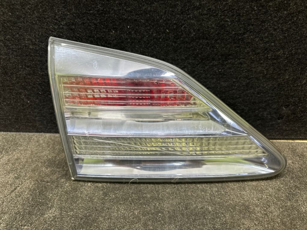 81591-48120 | Фонарь внутренний лев. LEXUS RX350/450 09-15 - Фото 2