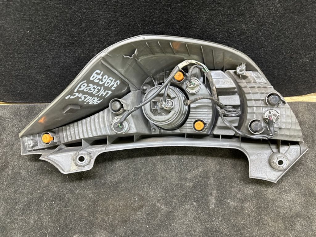 81561-52892 | Фонарь наружный лев. TOYOTA PRIUS C/AQUA 11-14 - Фото 8