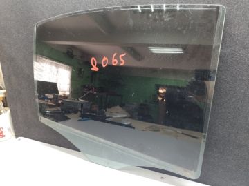 Стекло двери задн. прав. MERCEDES E-CLASS W211 02-09