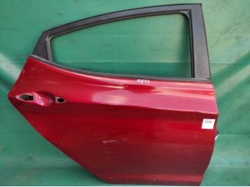 Двері задн. прав. HYUNDAI ELANTRA MD 10-15