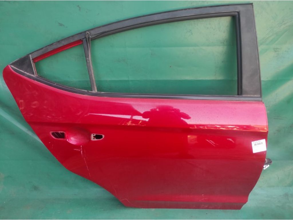 77004-F3000 | Двері задн. прав. HYUNDAI ELANTRA AD 16-