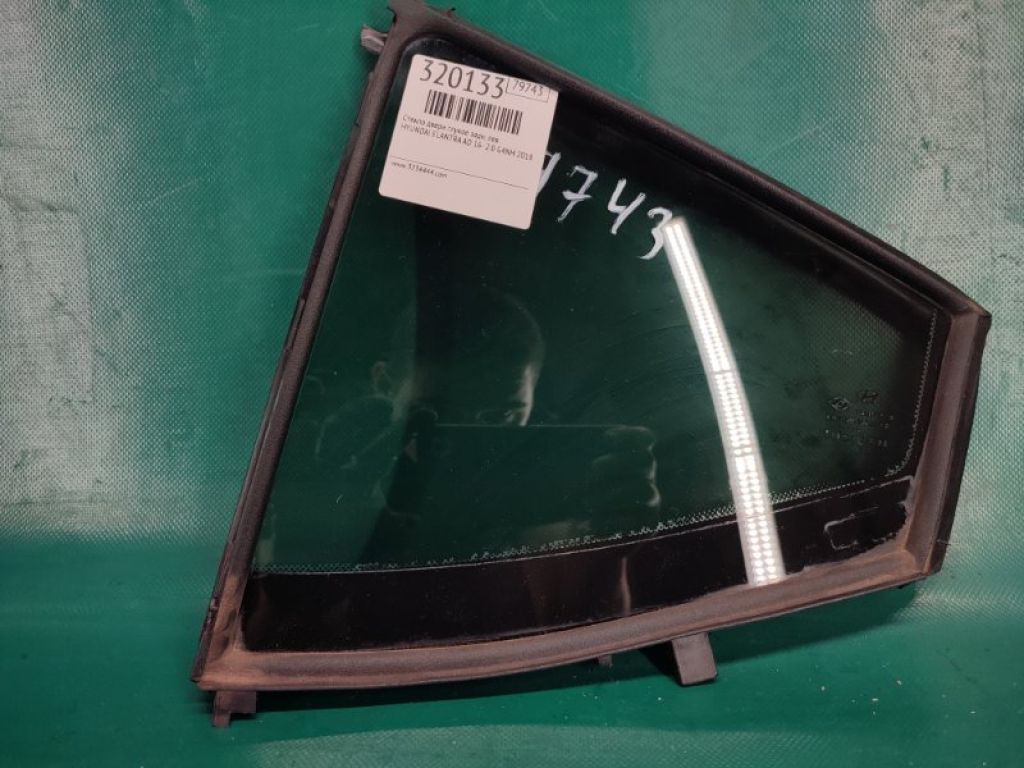 83417-F2020 | Скло дверей глухе задн. лів. HYUNDAI ELANTRA AD 16-