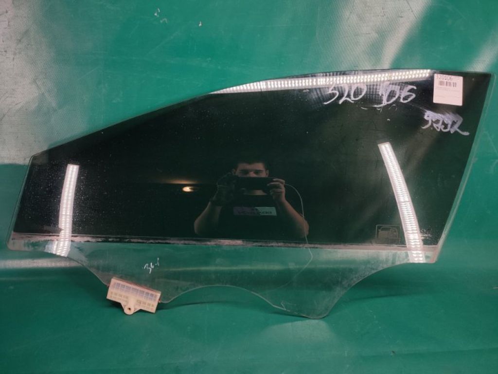 82410-F3030 | Скло дверей передн. лів. HYUNDAI ELANTRA AD 16-