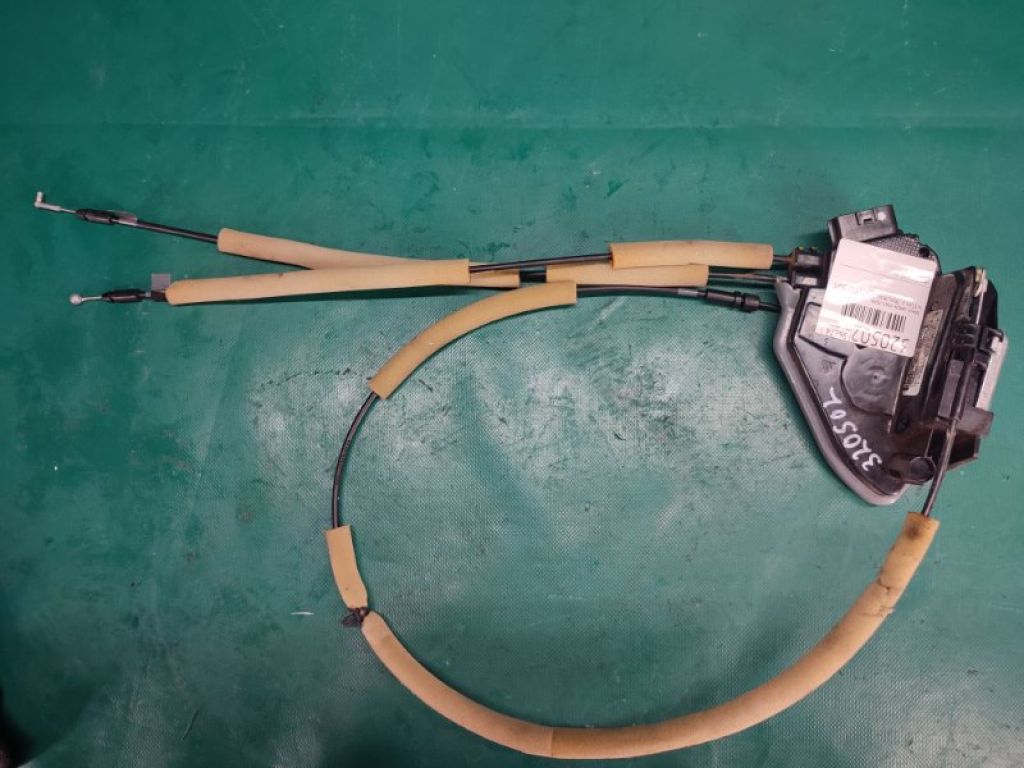 82500-4BA0B | Замок двері задн. прав. NISSAN X-TRAIL/ROGUE T32 13-20