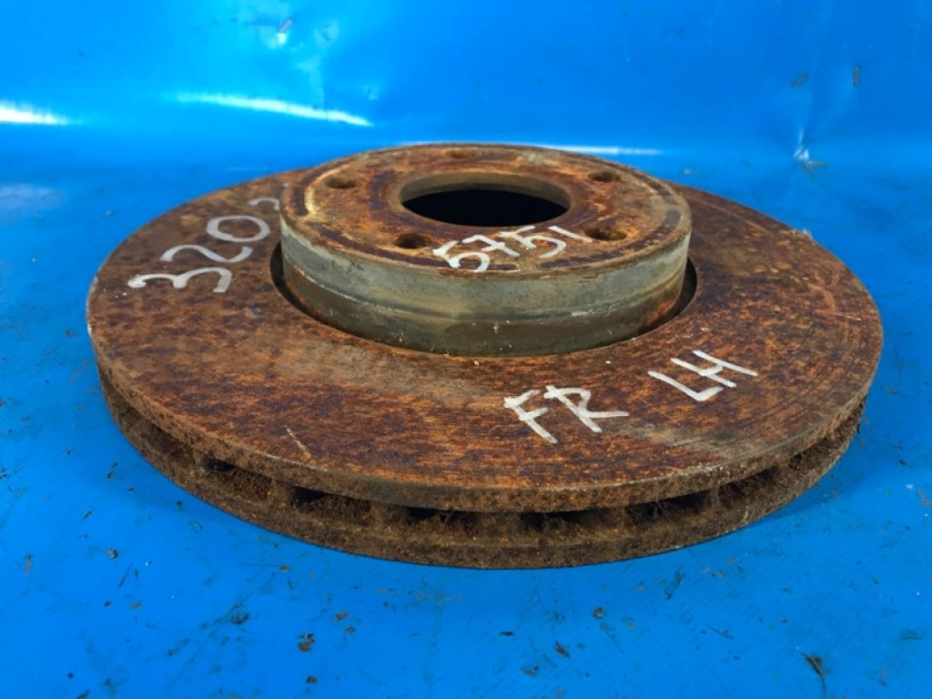 BV6Z-1125-E | Тормозной диск передний FORD FOCUS 10-18 - Фото 3