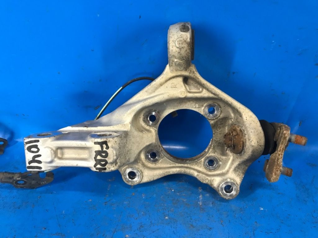 4320247030 | Кулак поворотный прав. TOYOTA PRIUS - 30 09-17