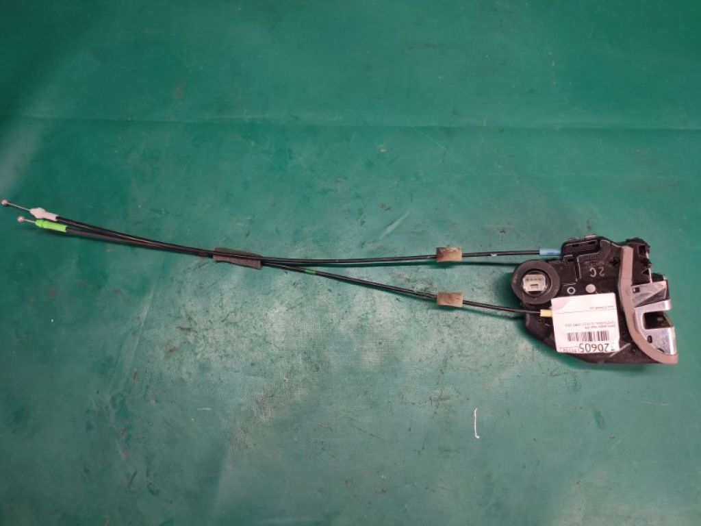 69060-42021 | Замок двери задн. лев. TOYOTA RAV4 13-19