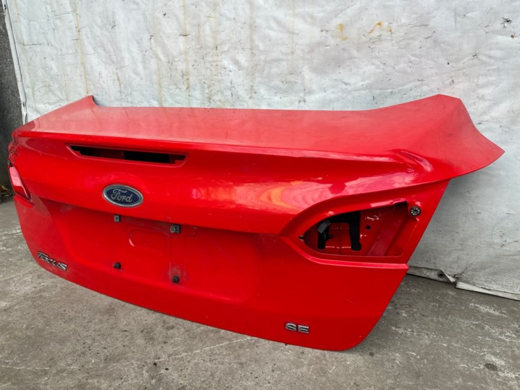 F1EZ-5440110-A | Крышка багажника FORD FOCUS 10-18 - Фото 5
