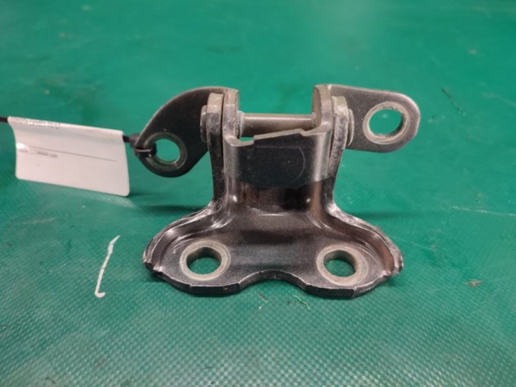 68760-06010 | Петля двери верхняя задн. лев. TOYOTA CAMRY 70 17- - Фото 3