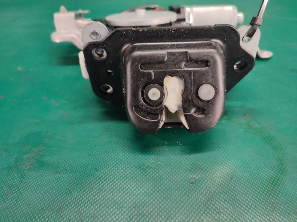 90500-1AA0B | Замок кришки багажника NISSAN X-TRAIL/ROGUE T32 13-20 - Фото 3