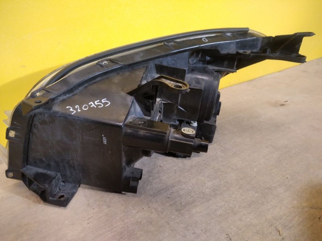 8113042360 | Фара прав. TOYOTA RAV4 05-12 - Фото 8