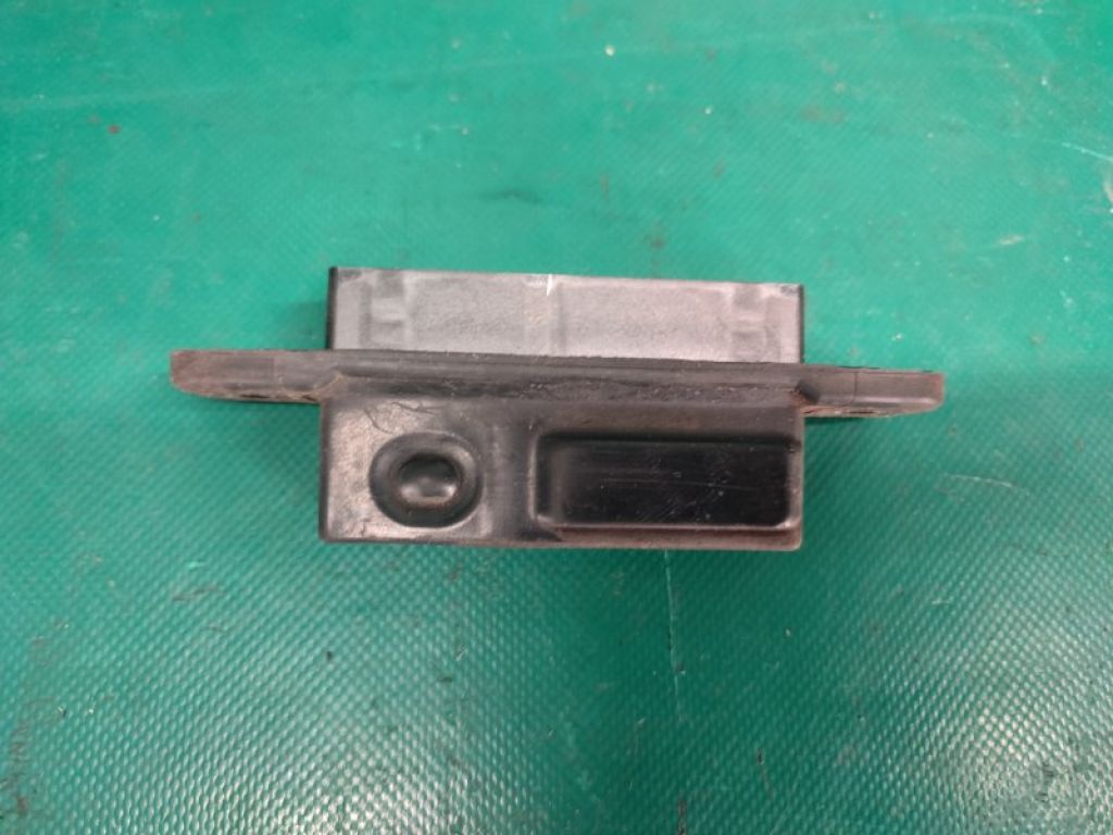 84840-28040 | Кнопка відкриття багажника зовнішня LEXUS RX350/450 09-15 - Фото 4