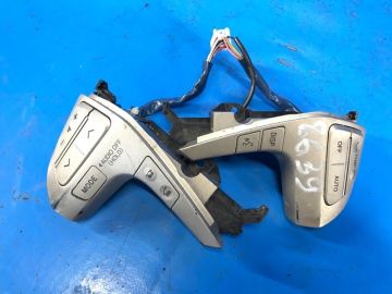 Кнопка управления магнитолой на руль TOYOTA CAMRY 40 06-11