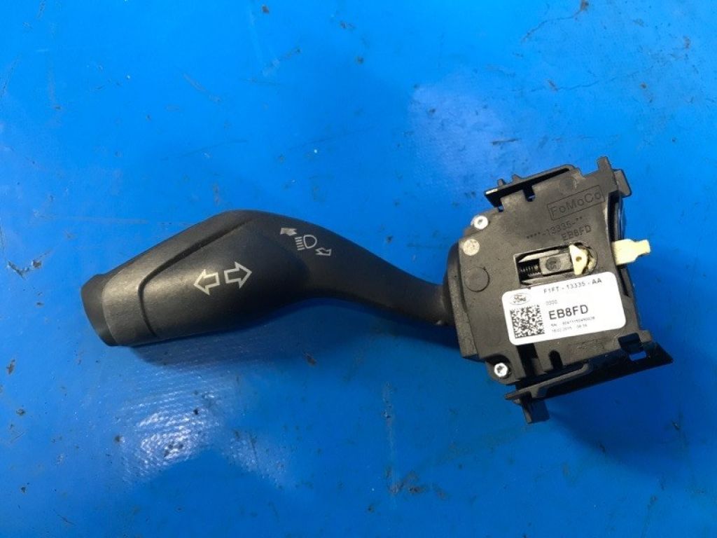F1FT13335AA | Підрульовий перемикач лів. FORD FOCUS 10-18