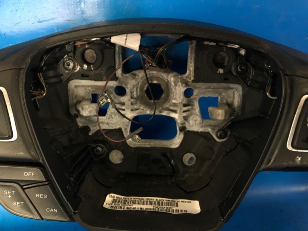 BM5Z-3600-NA | Кермо FORD FOCUS 10-18 - Фото 2