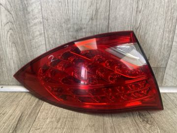 Фонарь наружный лев. PORSCHE CAYENNE 10-18