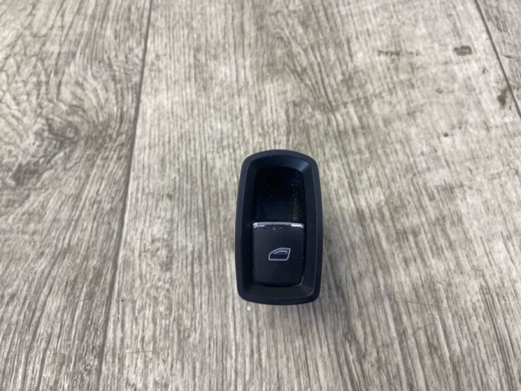 7PP959855B | Кнопка стеклоподъемника задн. лев. PORSCHE CAYENNE 10-18
