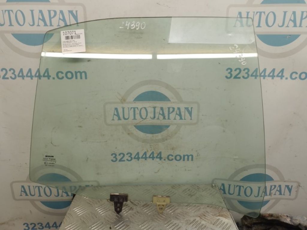 82300-2F000 | Стекло двери задн. прав. NISSAN PRIMERA P-11 96-01